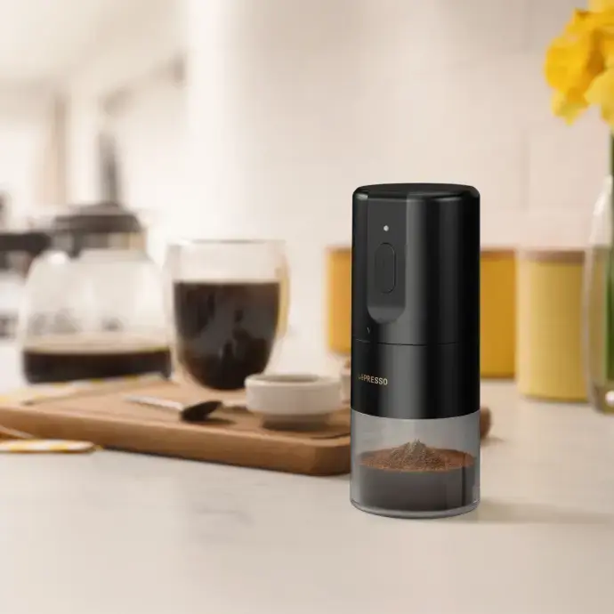 مطحنة قهوة مخروطية من LePresso LP032 باللون الأسود LPCFFM0032